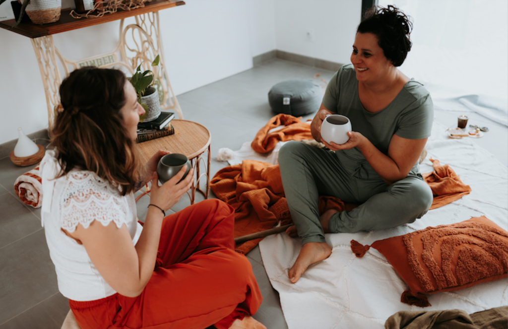 Océane Barberousse - Doula du vignoble nantais - Accompgnement à la naissance - rebozo